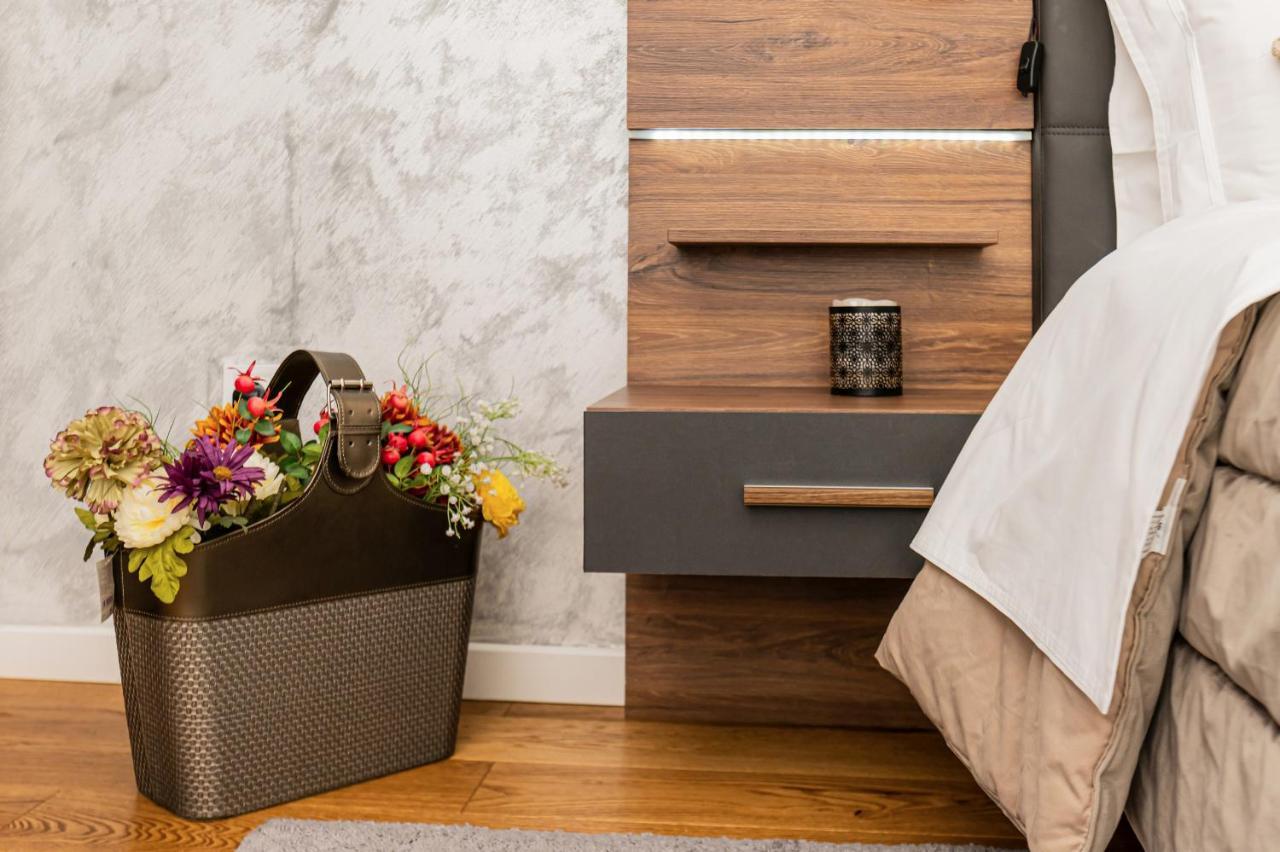 The Wolf Apartment Brasov